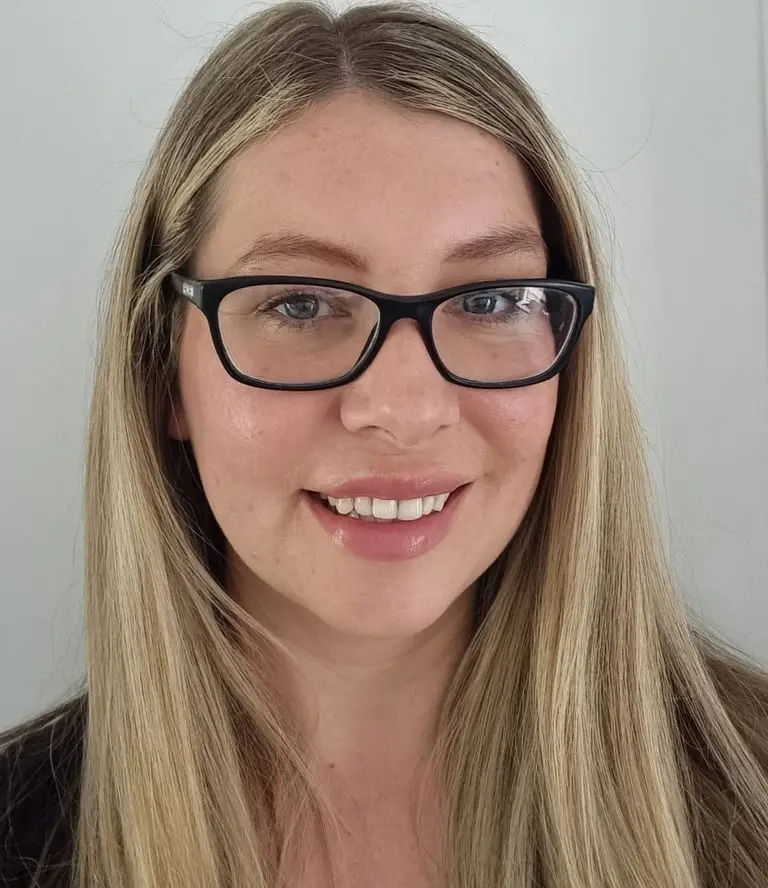 Rachael Bond CBT